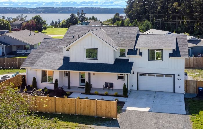 5Br Vacation Home Hot Tub/Game Room/Water Views/BBQ/Firepit/LG Yard