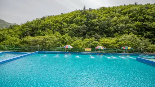 Geochang Namdeok Yusan Ice Pension - 3-نجوم