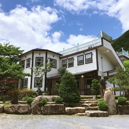 Jecheon Worakden Pension