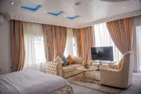 Mondeestars Luxury Home