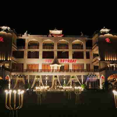 The Retreat Hotel Exterior