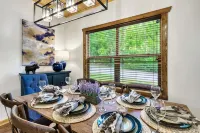 Smokies Private Pool Cabin, Sleeps 14,Theatre & Game Room, Minutes from Parkway! - 4 ดาว