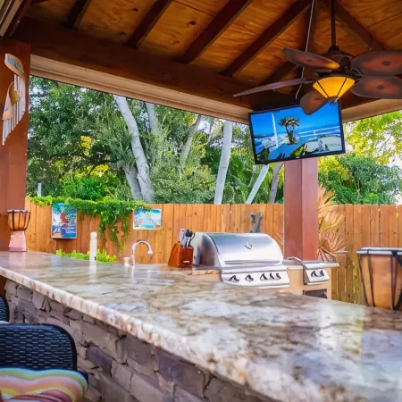 OmG! CHECK OUT THIS PLACE!