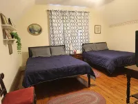 Cedar Point/Kalahari/Lake Erie - Betty's Homestead Hotels in Huron County