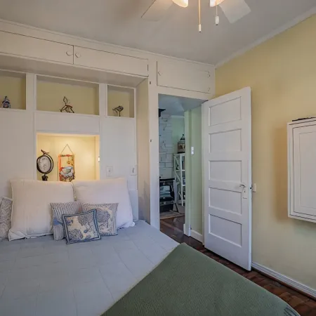 The Lilac Cottage is a charming 2-bedroom house in Cloudcroft with fenced yard! Hotels in Cloudcroft