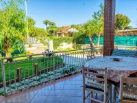 Villa with Garden Near the Sea - 6 Places - Between Amalfi Coast and Cilento Hoteles en Éboli