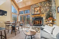 Ski in/Out at Lutsen Mountains. Family-Sized Base Camp, on the Trails in Lutsen! - Uima-altaat