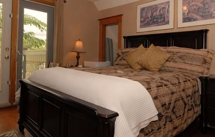 Phoenix House B&B