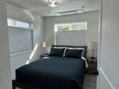 Newer Cozy Cottage w/ Saltwater Spa!