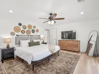Fresno House - Pool + Arcade Games , Family Friendly! - Boutique