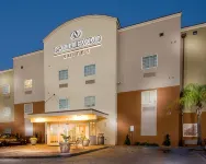 Candlewood Suites 新伊比利亞 by IHG - 停車場