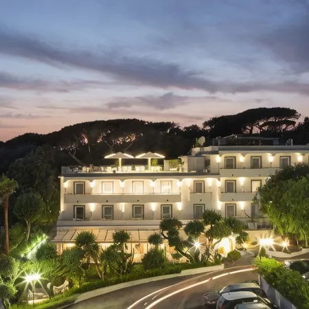 Hotel Marad