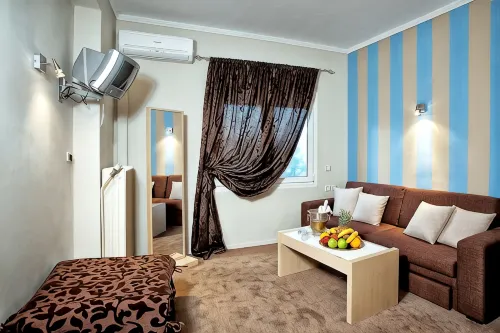 Anastassiou Hotel - Bike and Motorcycle Friendly Hotel - 2つ星
