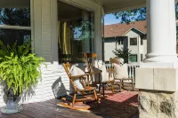 Large Historic Estate on the shores of Lake Winona - 5-Star
