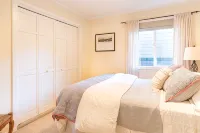 Riverwood Cottage -- Riverfront with Hot Tub, River Access - Wifi