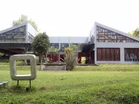 Hotel Taman Piknik Hotels near Puncak Pass
