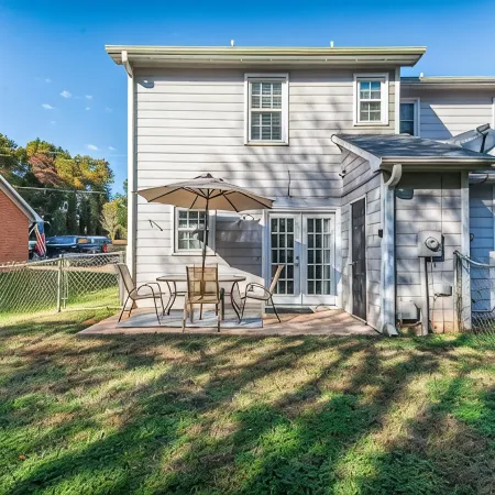 Cozy 2 bedroom Townhome in Spartanburg, SC