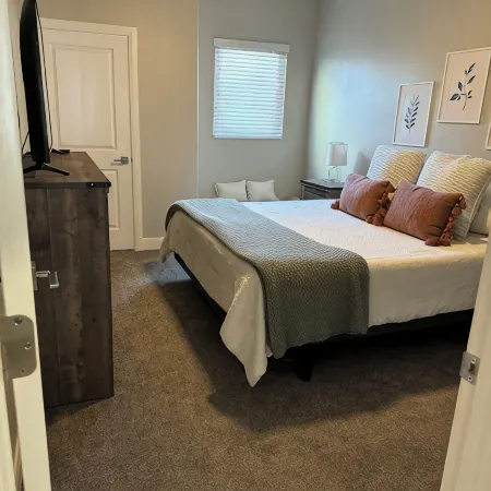 No Cleaning Fee! Zion Village Resort, Near Zion National Park