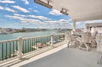 Paradise on the Bay! 2 Days Min from Mid Sept to Mid May. Summer is Sat to Sat - Boutique