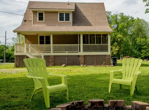 Cozy retreat in Damascus on the AT and Creeper Trail. Pet Friendly! - Hytter