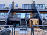 New 4Bd, 4BA, Sleeps 13, Close to Ski Lifts, Sauna, Mtn Views - 4-Star