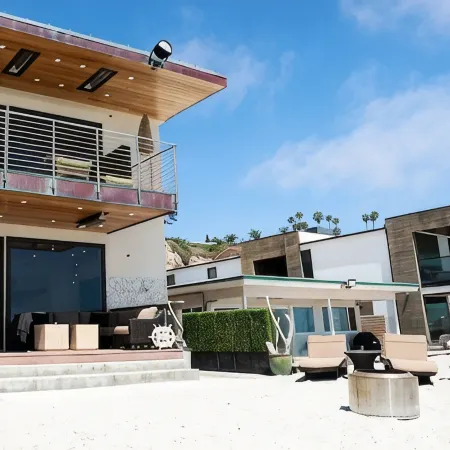 Magical OceanFront home  in Capistrano Beach. All the comforts of home and more!