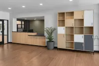 StudioRes by Marriott Greensboro Airport - 2-Star