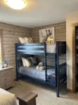 Cozy Lake Front Cabin23, Resort Pool,HotTub,Fire Pit,Kayaks,Pickle Ball,Trails!! - Chalets