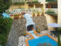 Suva Motor Inn - Pools