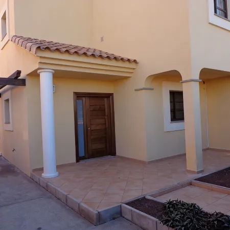 Spacious Family Villa, Private Heated Swimming Pool & Superfast Fibre Internet