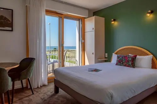 Logis Hôtel l'Albatros - วิวทะเล