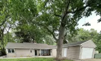 Luxury 5 Bedroom Ranch Home: Walk to Notre Dame Campus / 2 Full Baths +Game Room - 2 estrellas
