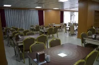 Quars Garden Hotel - Frühstück