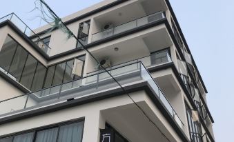 Zhaoqing Fangyuan Homestay
