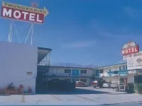 Thunderbird Motel Hotels in Bishop