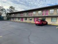 Express Inn-Rahway Hotels in Clark