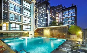 4. 더 플림플레이스..