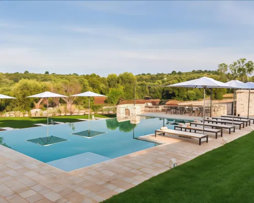 Borgo Canonica Hotels in Cisternino