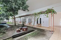 OYO 93462 Wisma Silampari Hotels in Air Teman