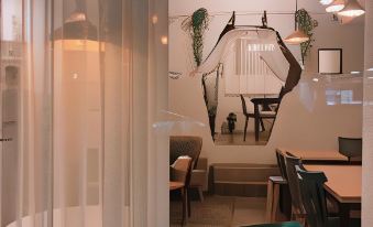 Dante House - Housity