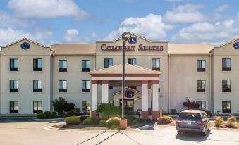 Comfort Suites North