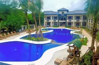 Lagoon Coron - Pool