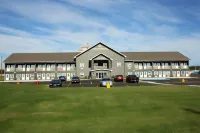 Crossroads Inn & Suites Hotels in der Nähe von The Outport Restaurant and Pub