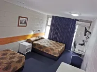 Central Motel Ipswich Hotel di Redbank