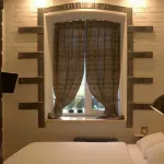 Brick Walls Hotel