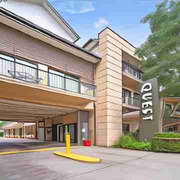 Quest Maitland Hotel Exterior