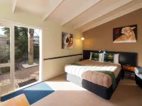 Malfroy Motor Lodge Rotorua Hotels in Victoria