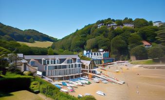 South Sands Hotel