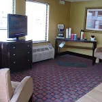 Deluxe Inn - Fayetteville I-95 Hotels in Cumberland County