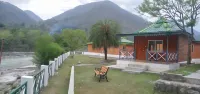 Alaknanda adventure resort & rafting camp Hotels in Chamoli